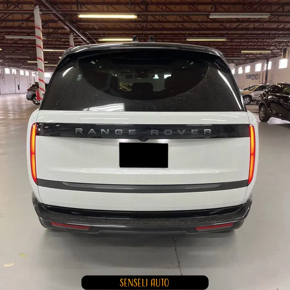 2025 Land Rover Range Rover P400 SE