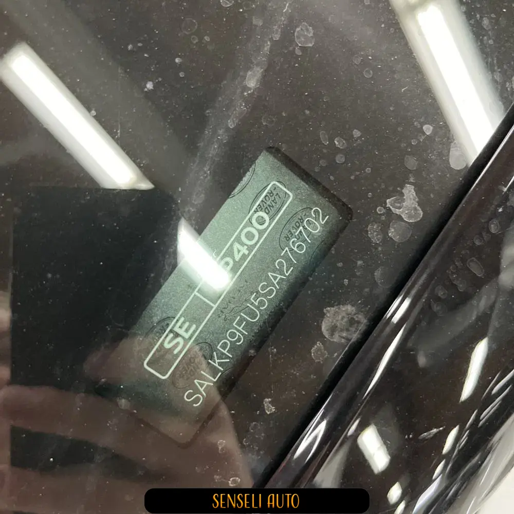 2025 Land Rover Range Rover P400 SE