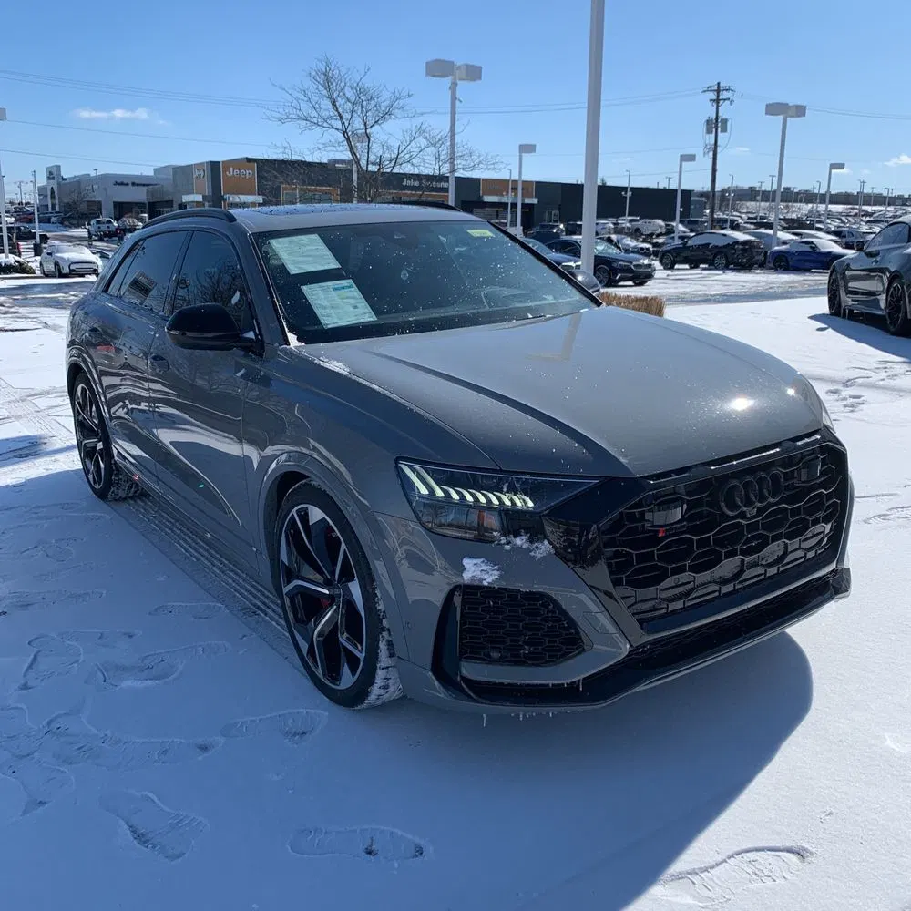 2024 Audi RS Q8 Base