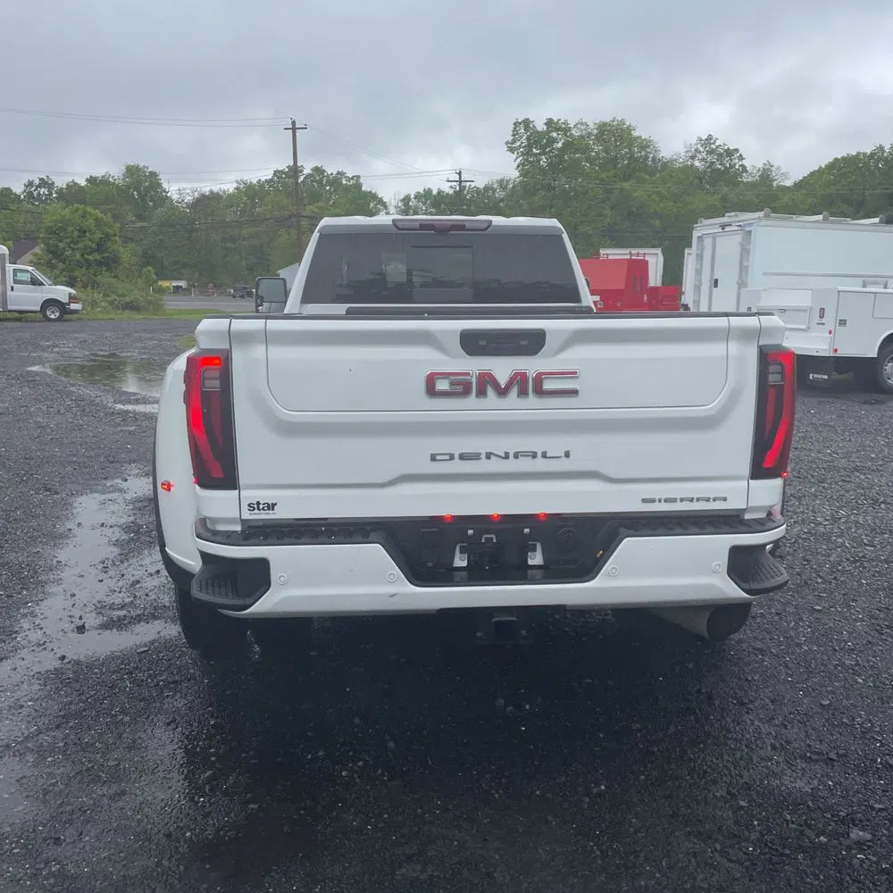 2024 GMC Sierra 3500HD Denali