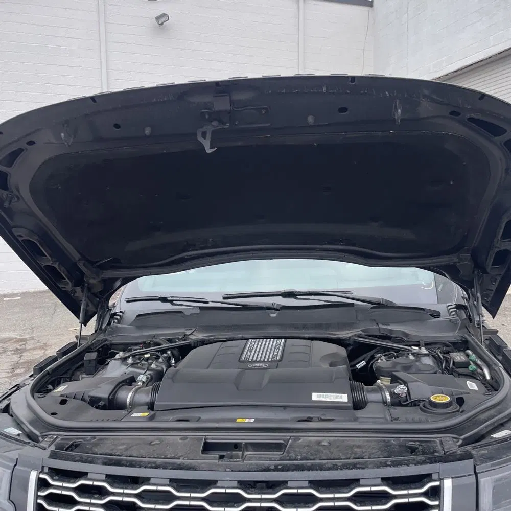 2020 Land Rover Range Rover P525 HSE