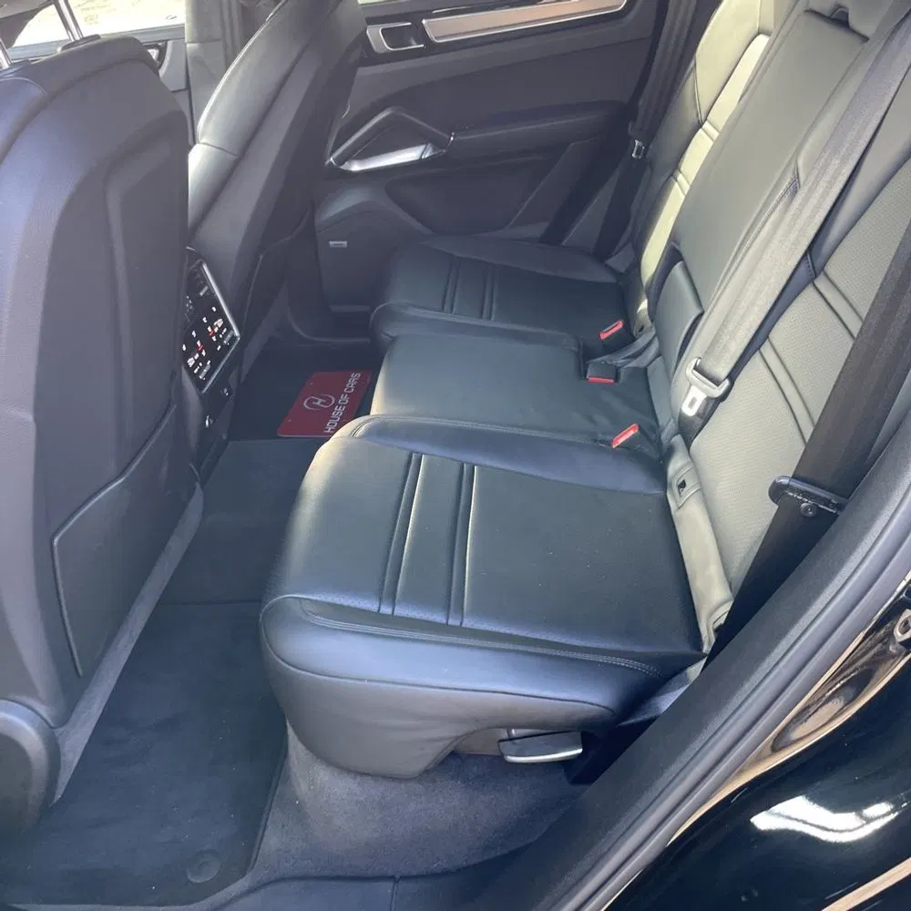 2020 Porsche Cayenne Turbo Coupe