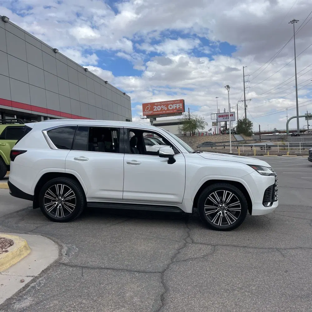2023 Lexus LX 600 Luxury