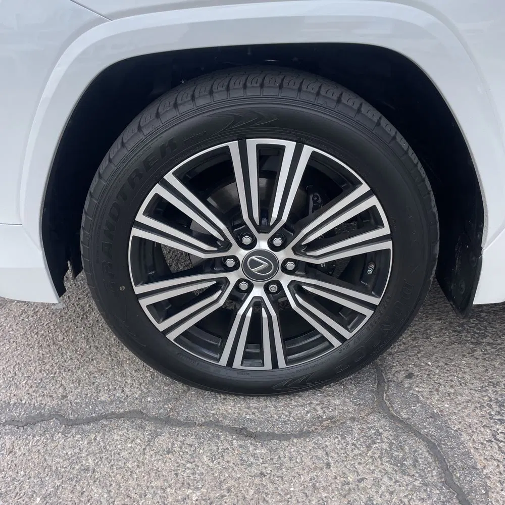 2023 Lexus LX 600 Luxury