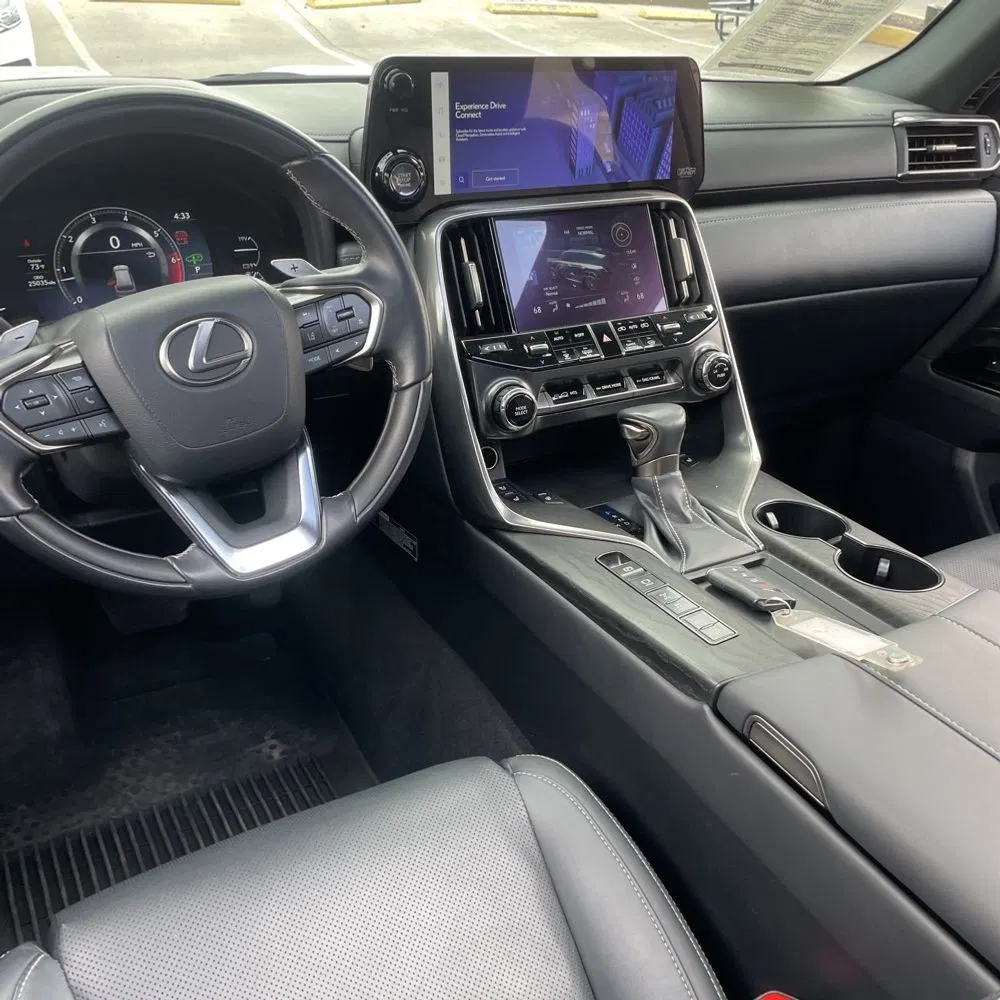 2023 Lexus LX 600 Luxury