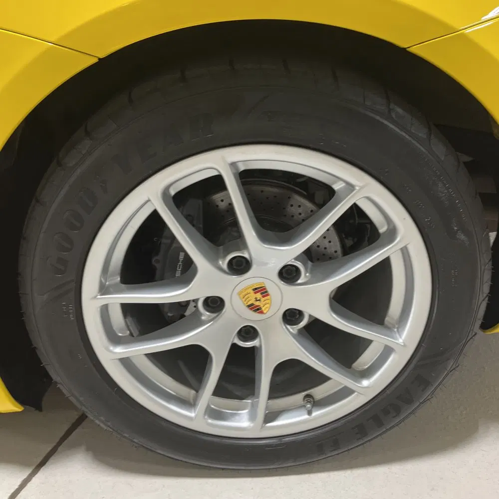 2017 Porsche 718 Cayman Base