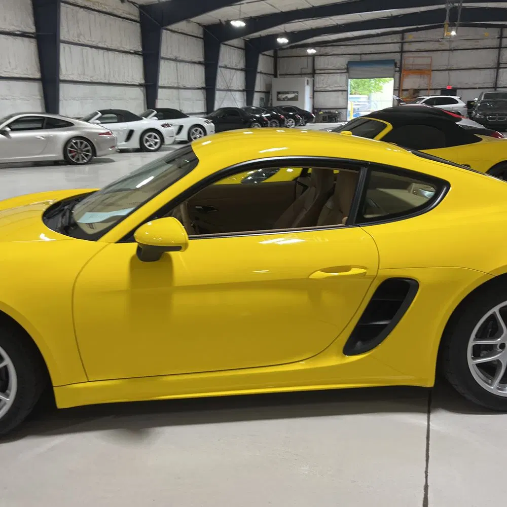 2017 Porsche 718 Cayman Base