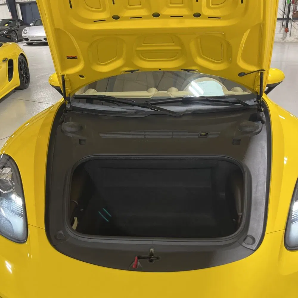 2017 Porsche 718 Cayman Base
