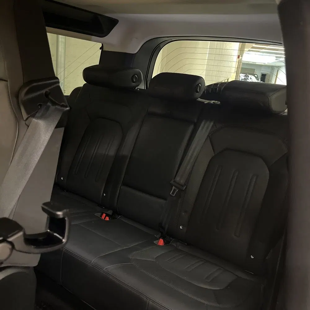 2021 Land Rover Defender 90 First Edition