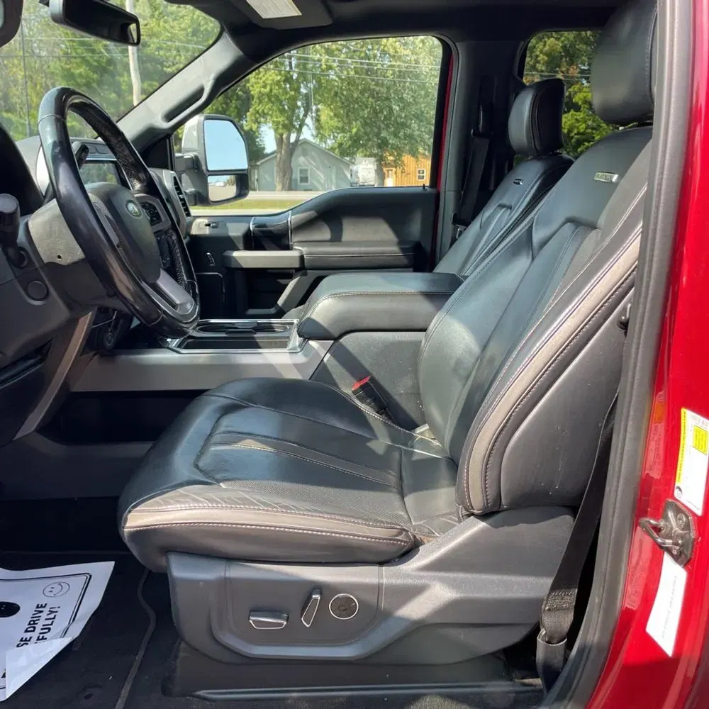 2022 Ford F-350 Super Duty Platinum