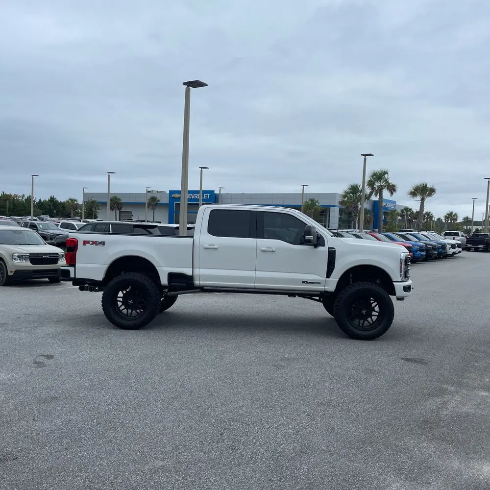 2025 Ford F-250 Super Duty Platinum
