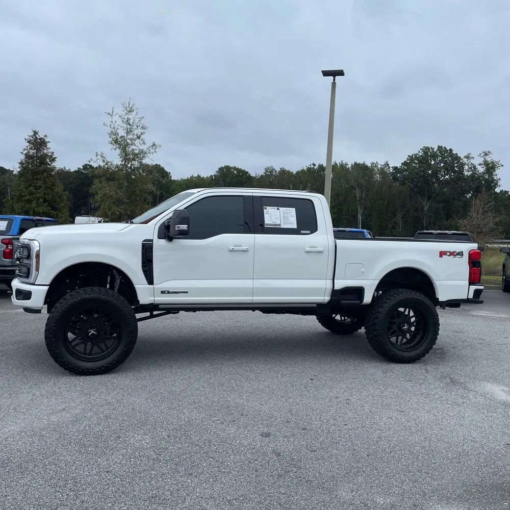 2025 Ford F-250 Super Duty Platinum