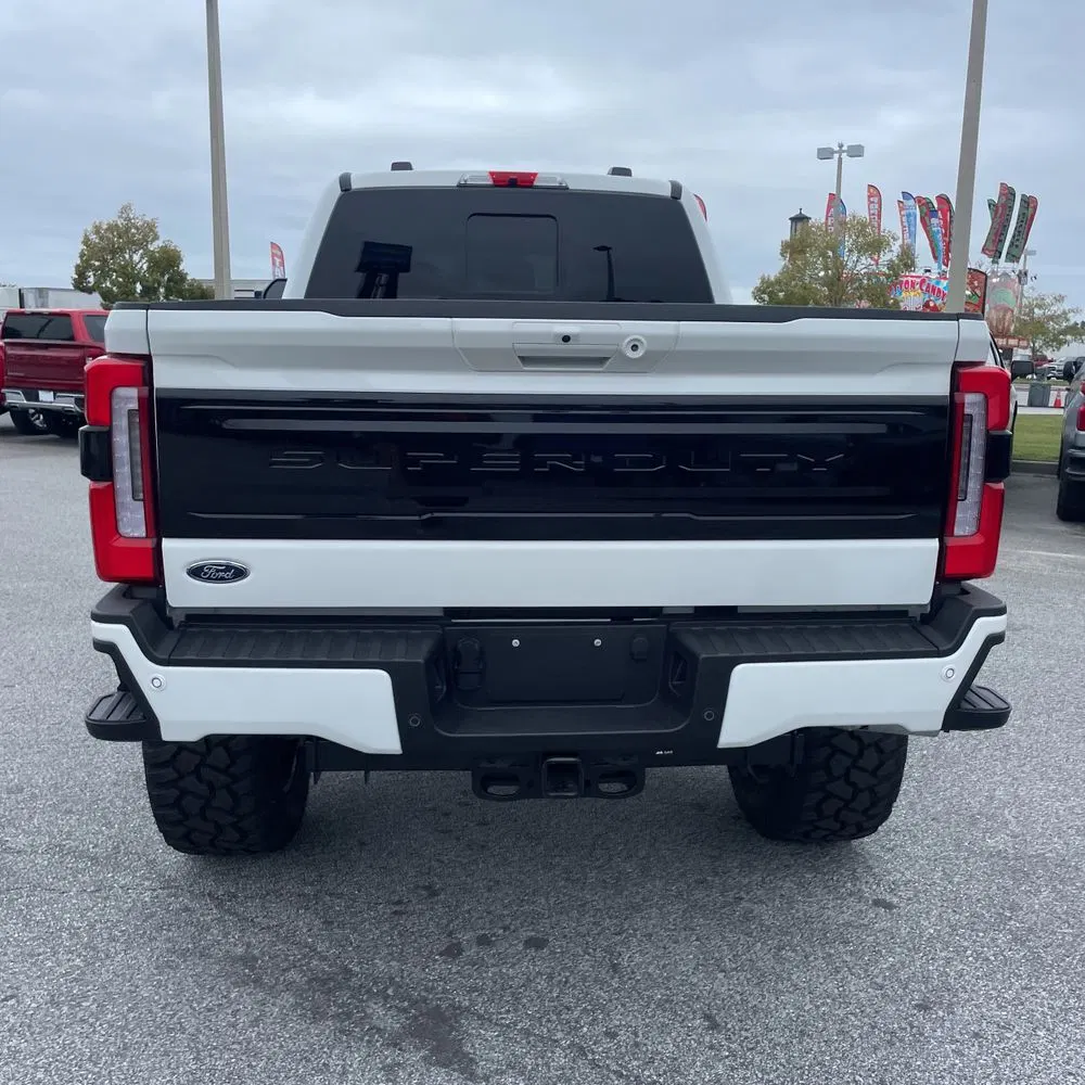 2025 Ford F-250 Super Duty Platinum