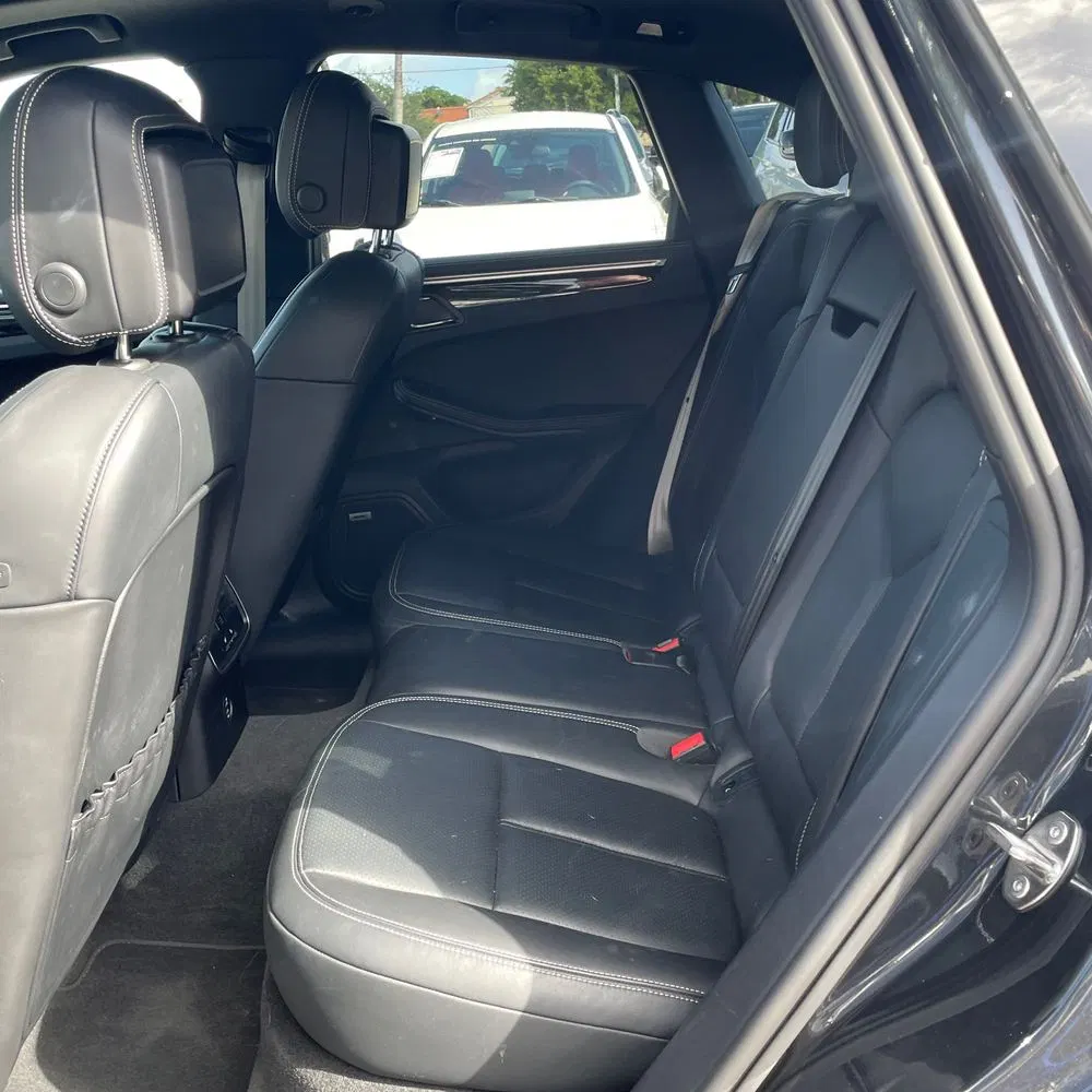 2023 Porsche Macan T