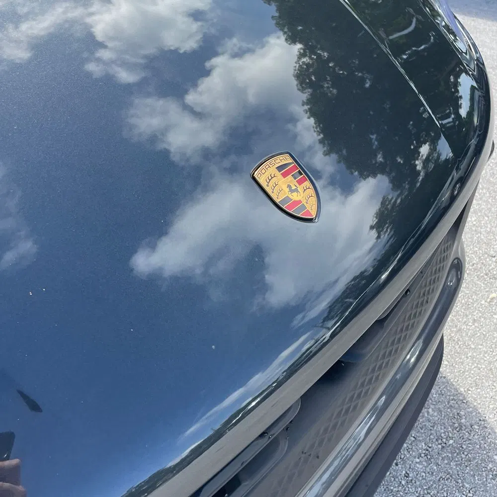 2023 Porsche Macan T