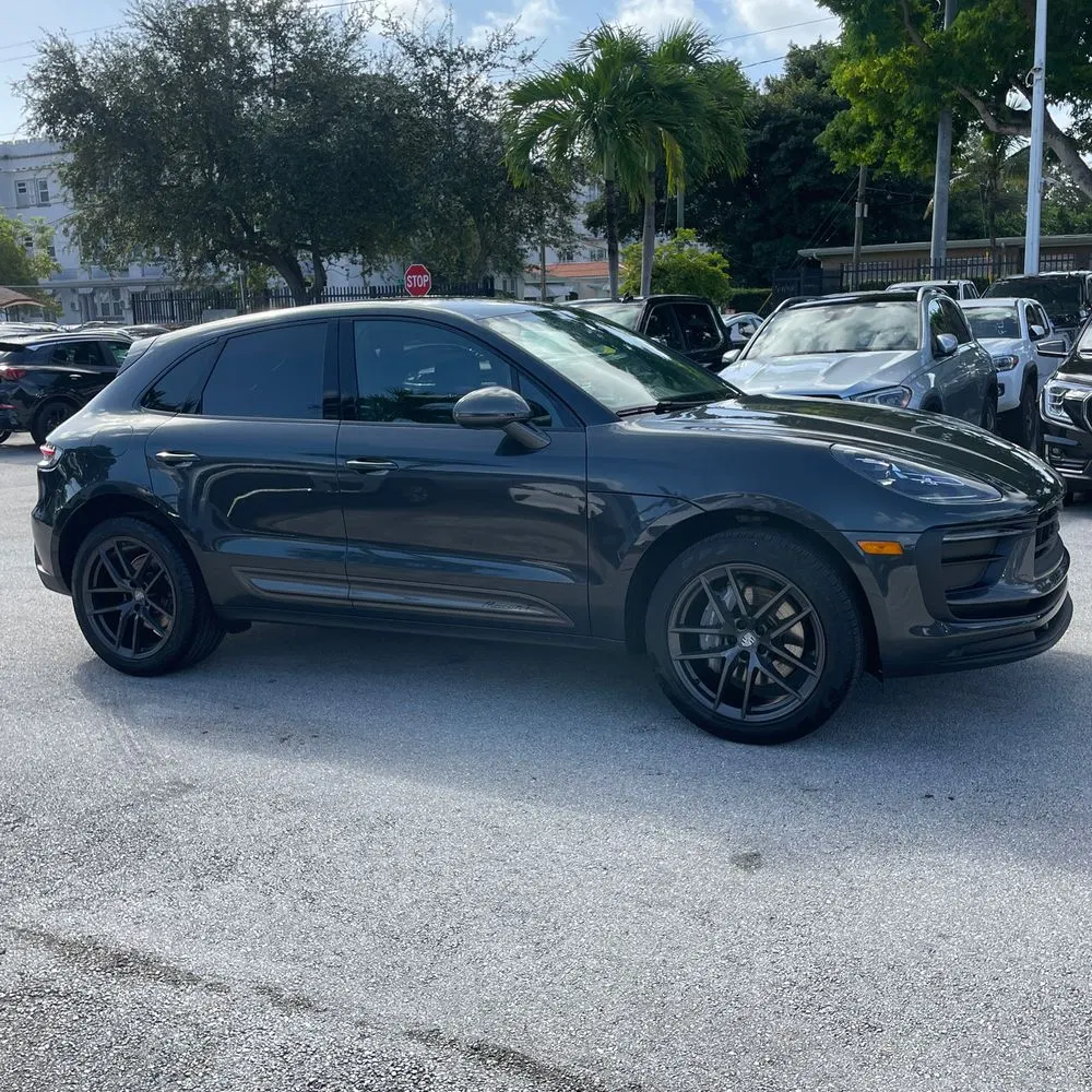 2023 Porsche Macan T