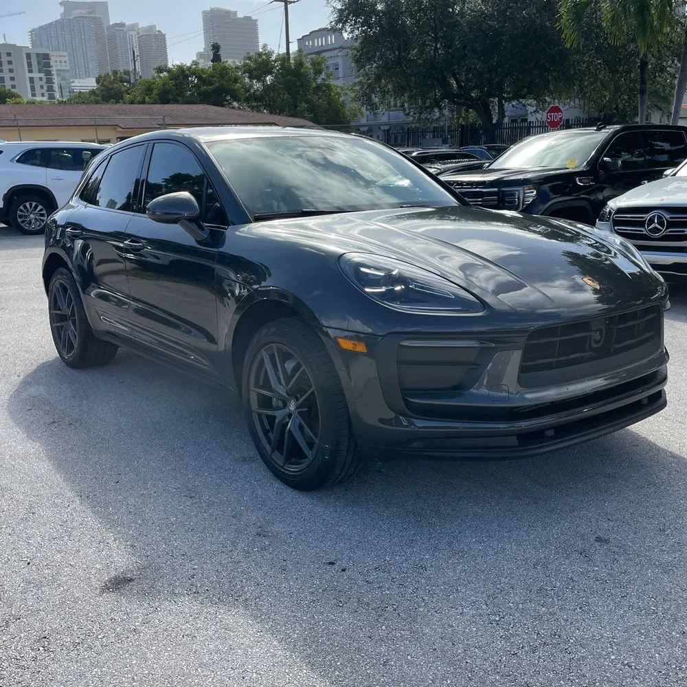 2023 Porsche Macan T