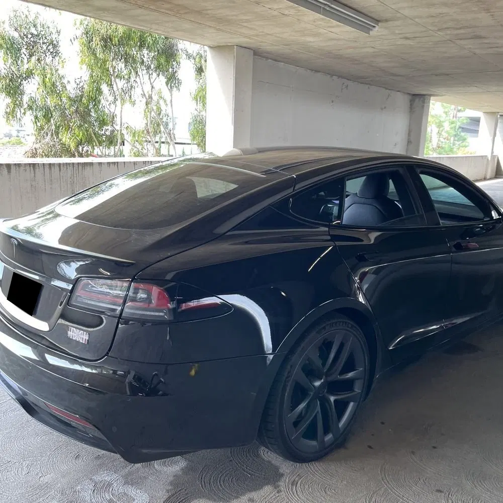 2022 Tesla Model S Plaid