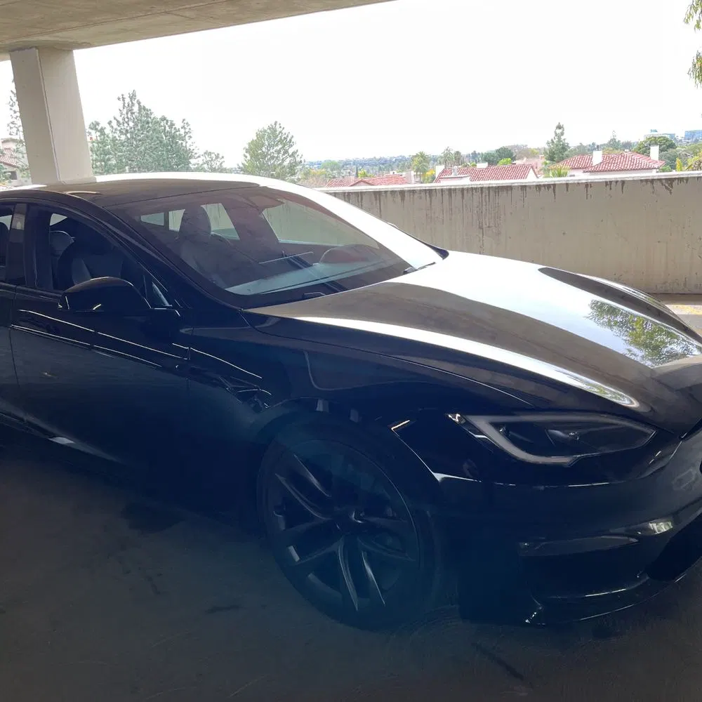 2022 Tesla Model S Plaid