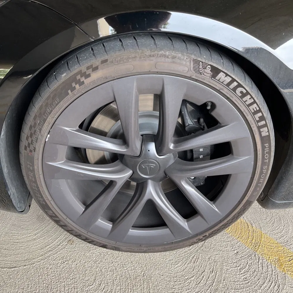 2022 Tesla Model S Plaid