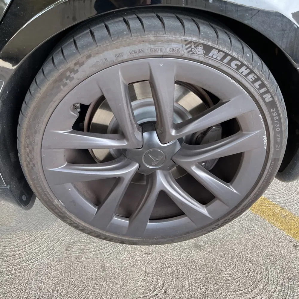 2022 Tesla Model S Plaid