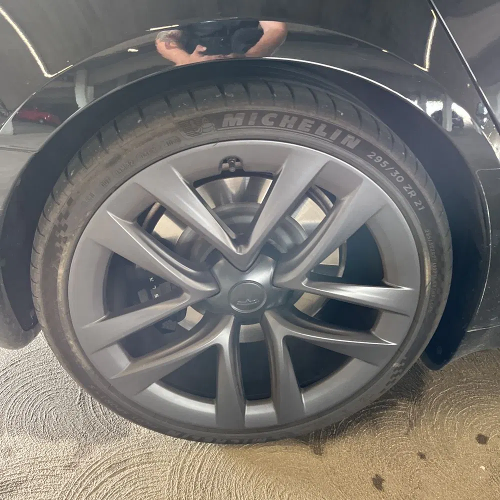 2022 Tesla Model S Plaid