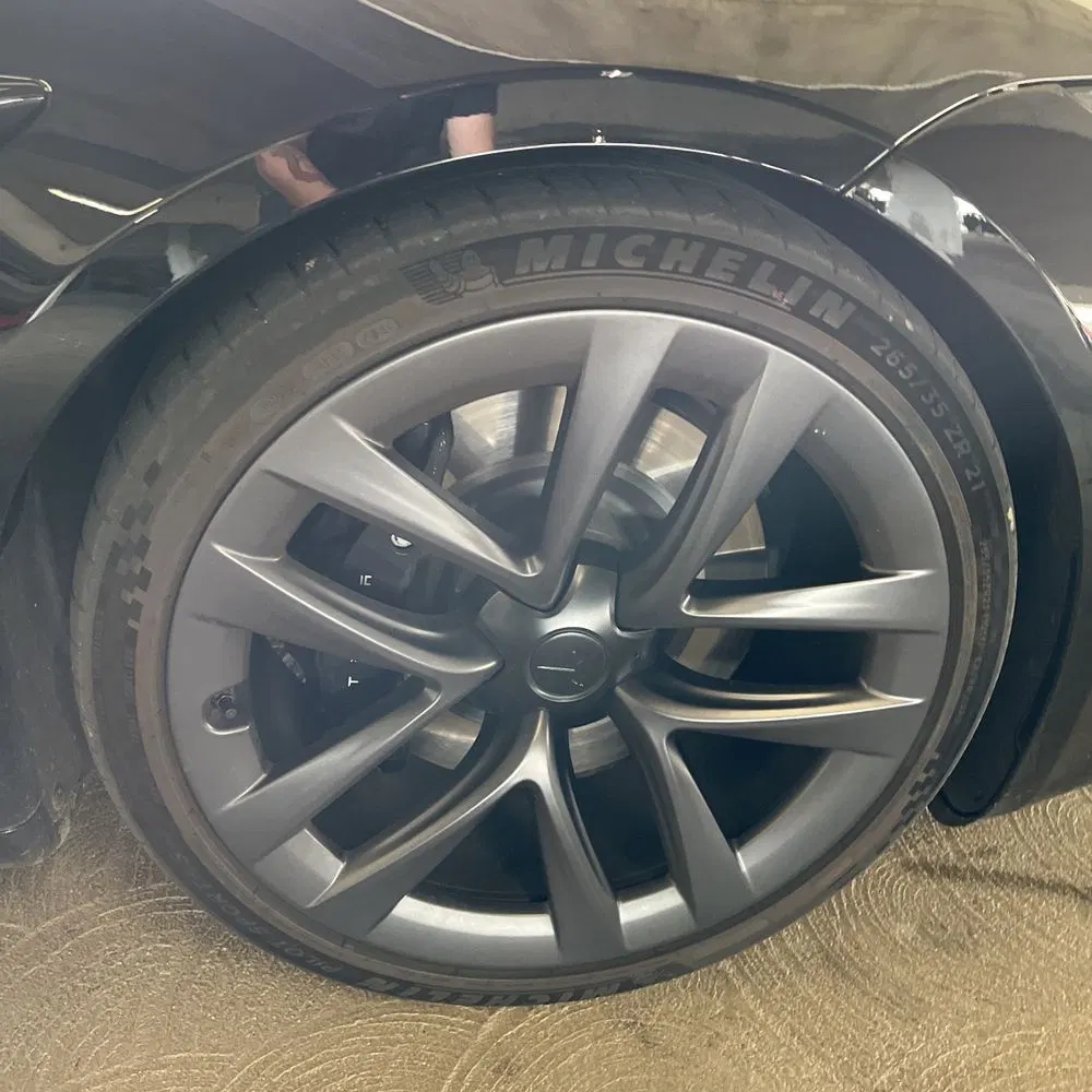 2022 Tesla Model S Plaid