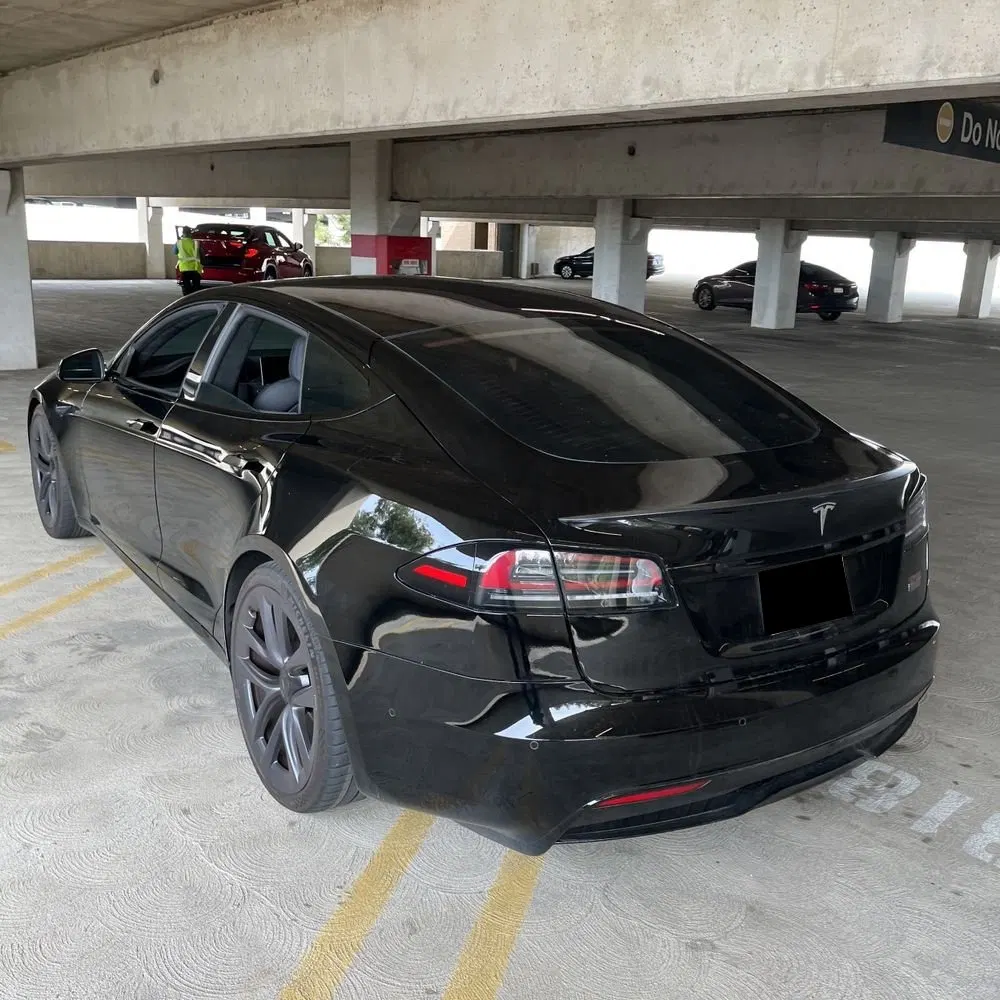 2022 Tesla Model S Plaid