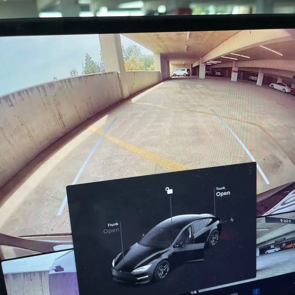 2022 Tesla Model S Plaid