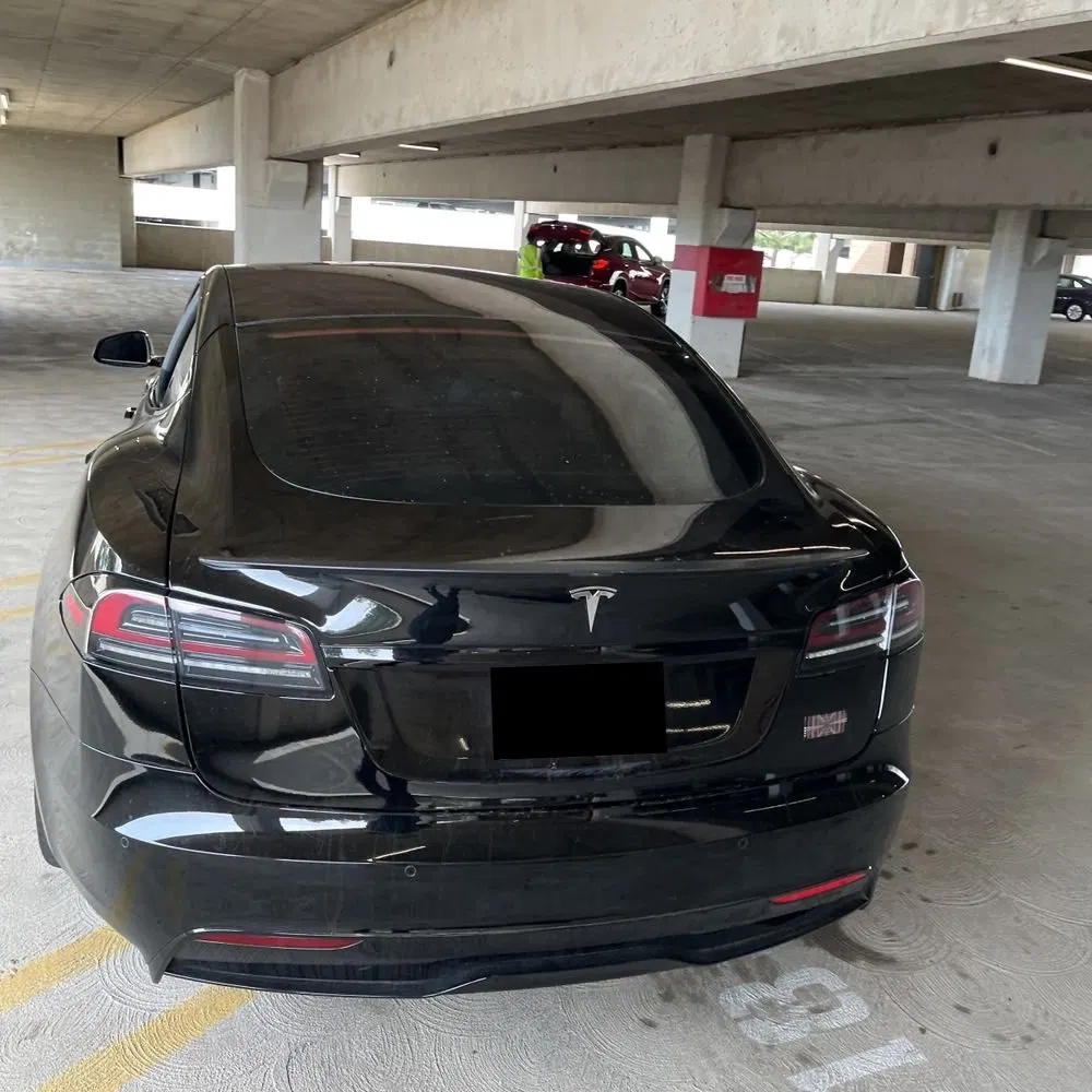2022 Tesla Model S Plaid