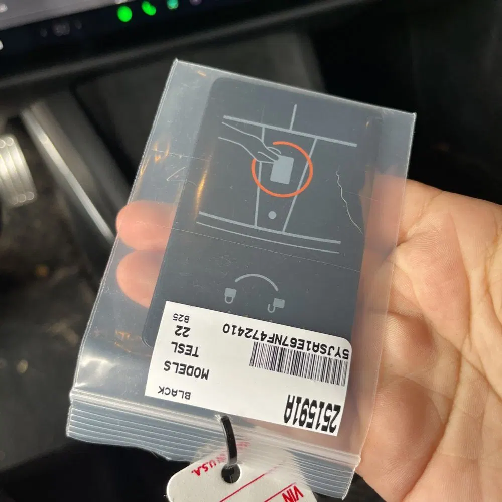 2022 Tesla Model S Plaid