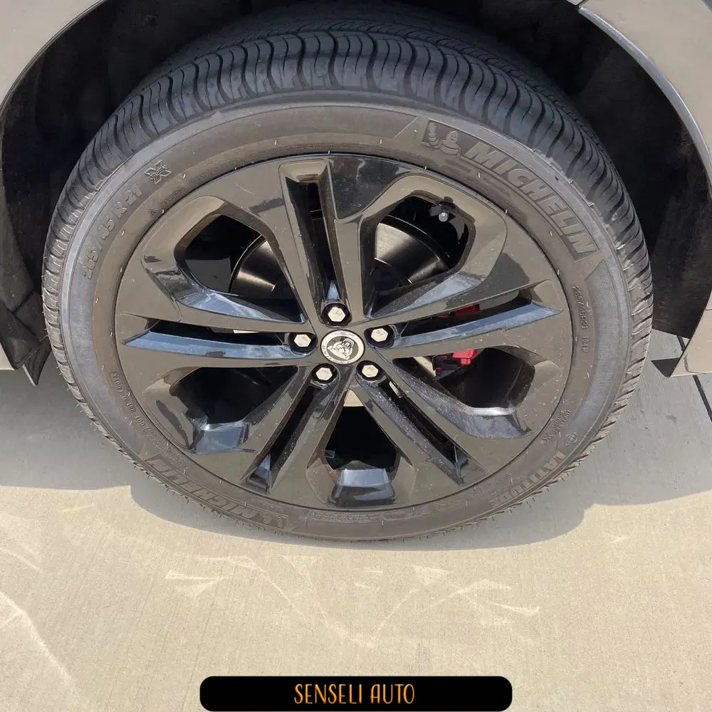 2024 Jaguar F-Pace P400 R-Dynamic S