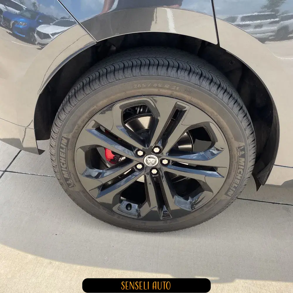2024 Jaguar F-Pace P400 R-Dynamic S
