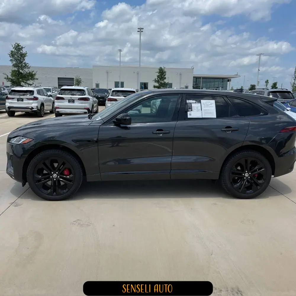 2024 Jaguar F-Pace P400 R-Dynamic S