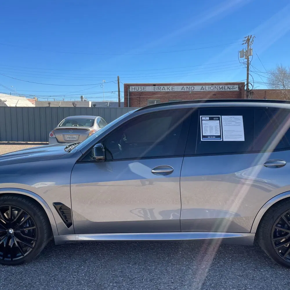 2025 BMW X5 M60i
