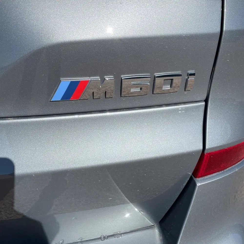 2025 BMW X5 M60i