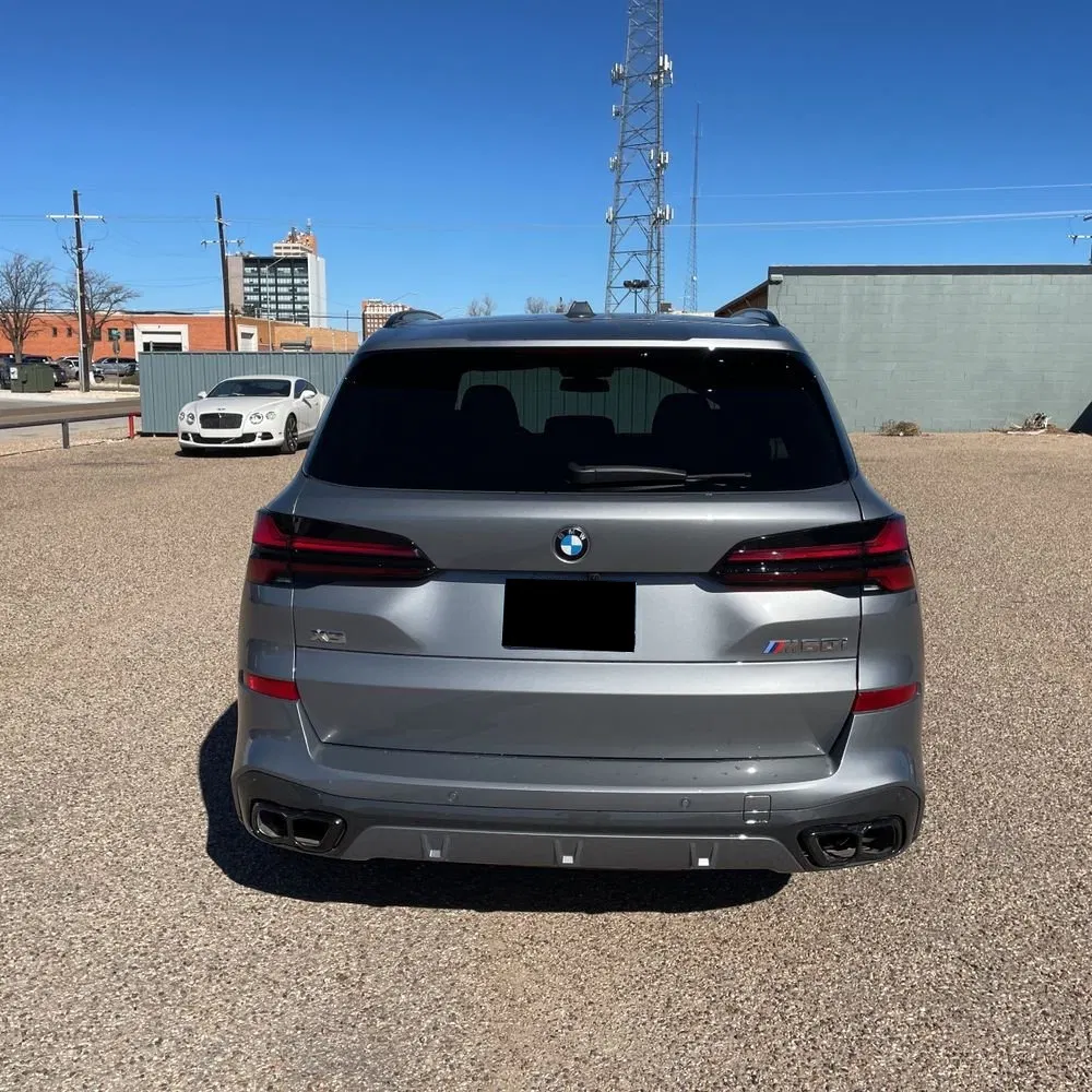 2025 BMW X5 M60i