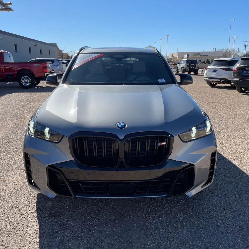 2025 BMW X5 M60i