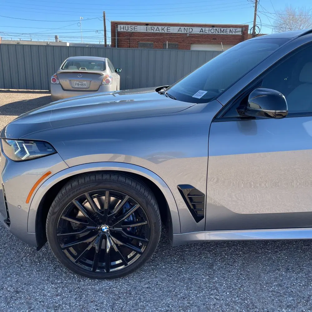 2025 BMW X5 M60i
