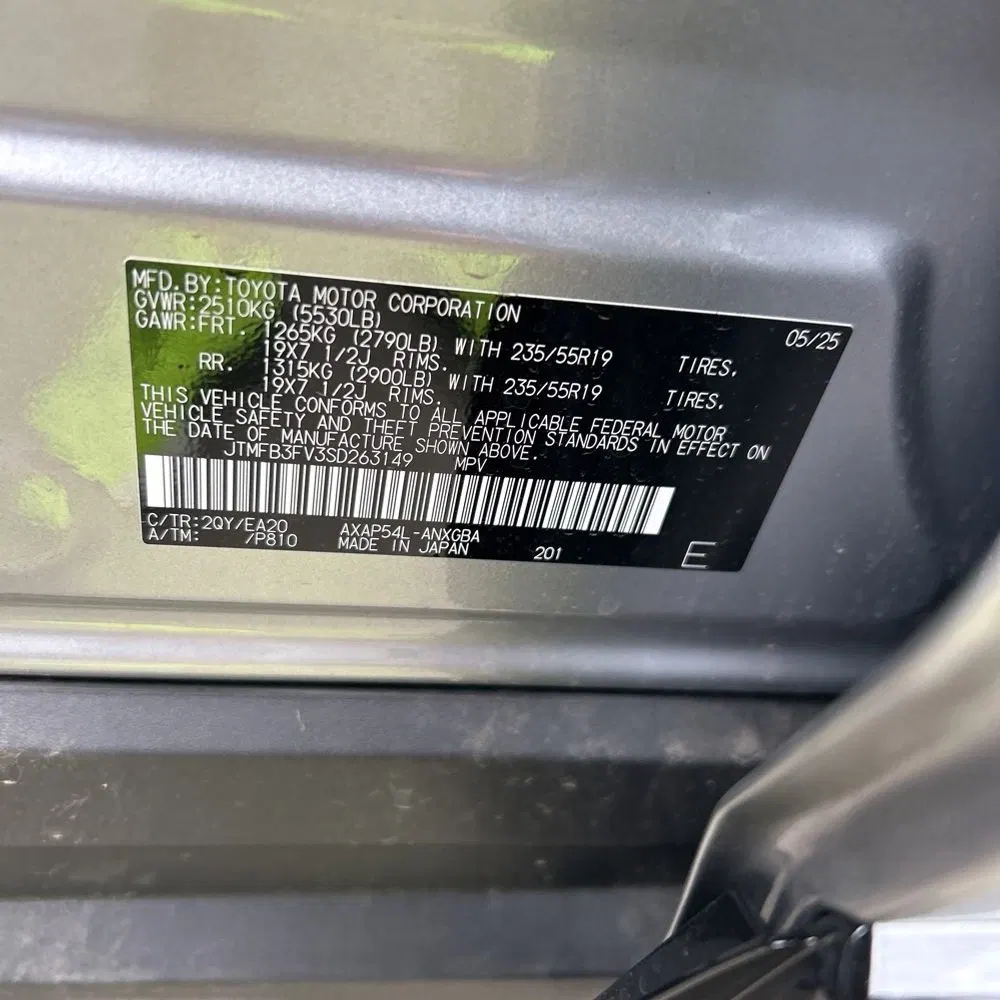 2025 Toyota RAV4 Plug-in Hybrid XSE