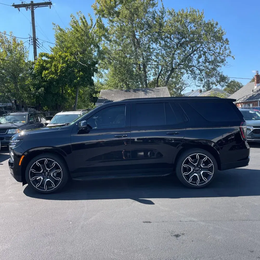 2025 Chevrolet Tahoe RST