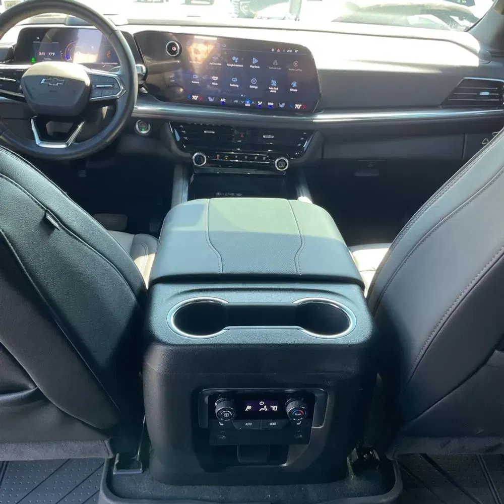 2025 Chevrolet Tahoe RST