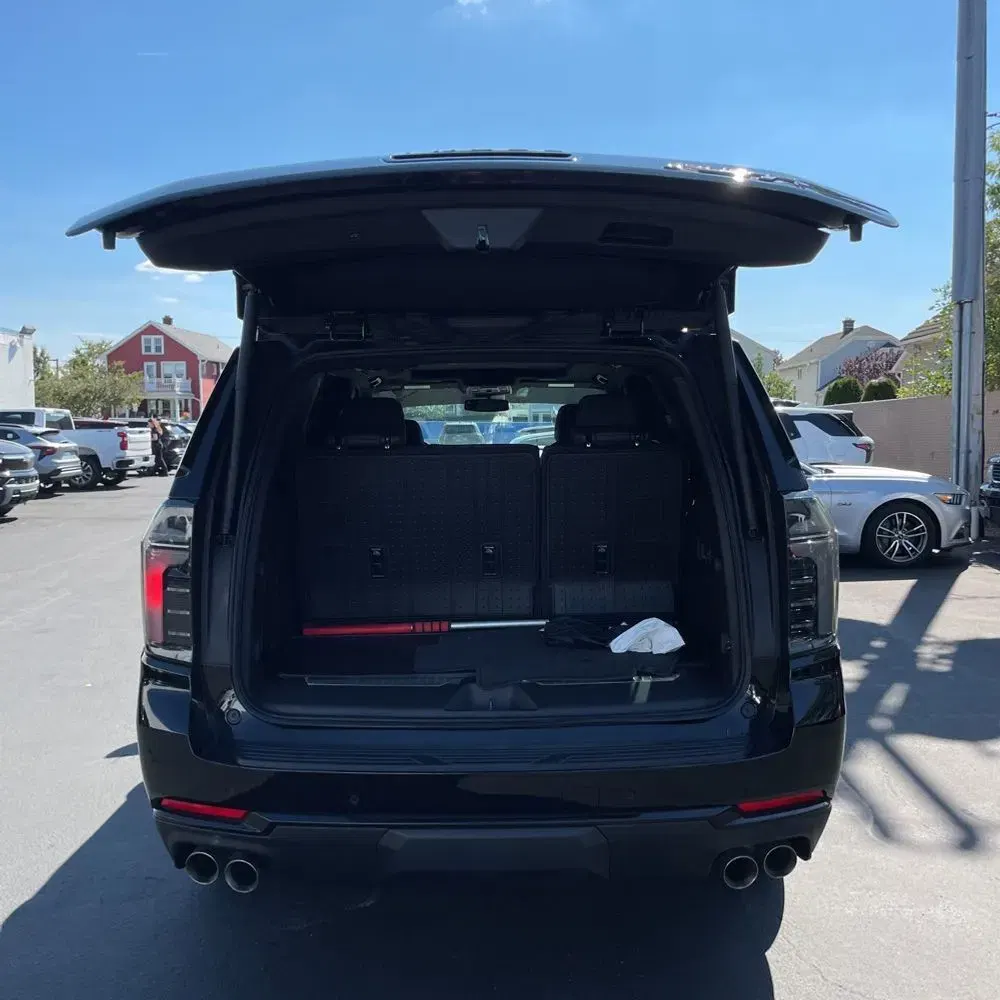 2025 Chevrolet Tahoe RST