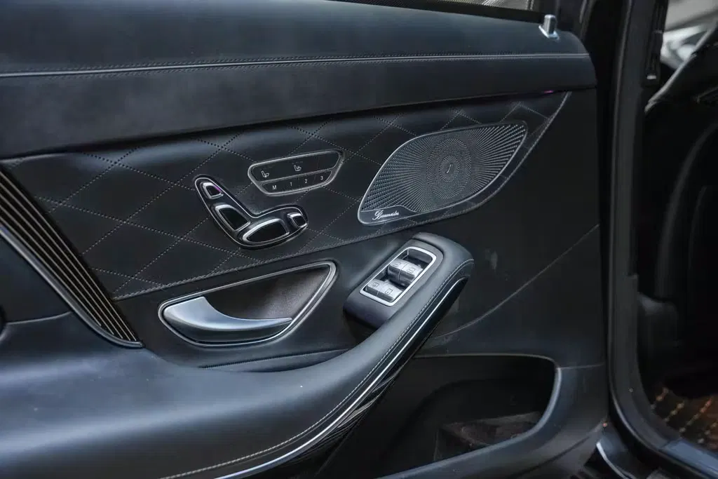 2017 Mercedes-Benz Maybach S550 Maybach S550 4MATIC