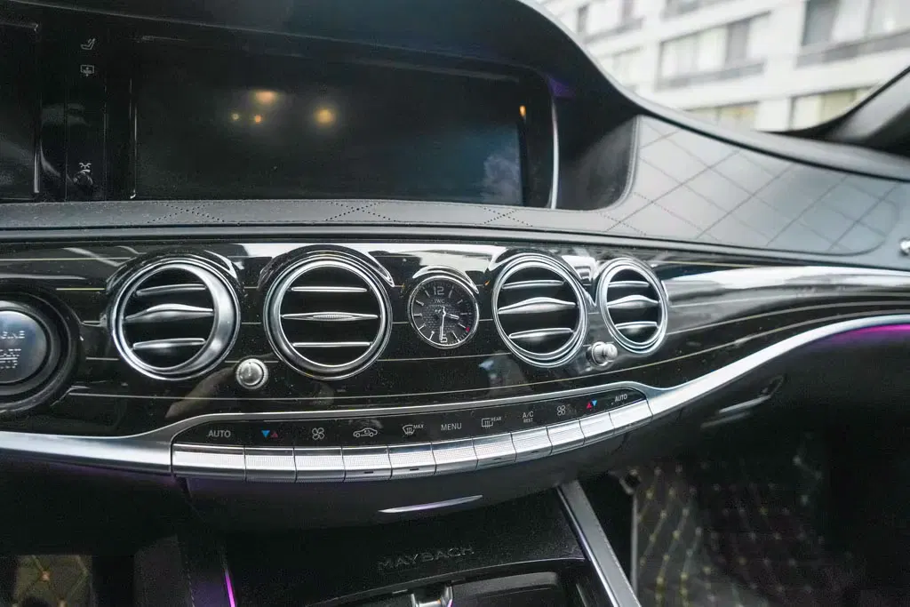 2017 Mercedes-Benz Maybach S550 Maybach S550 4MATIC