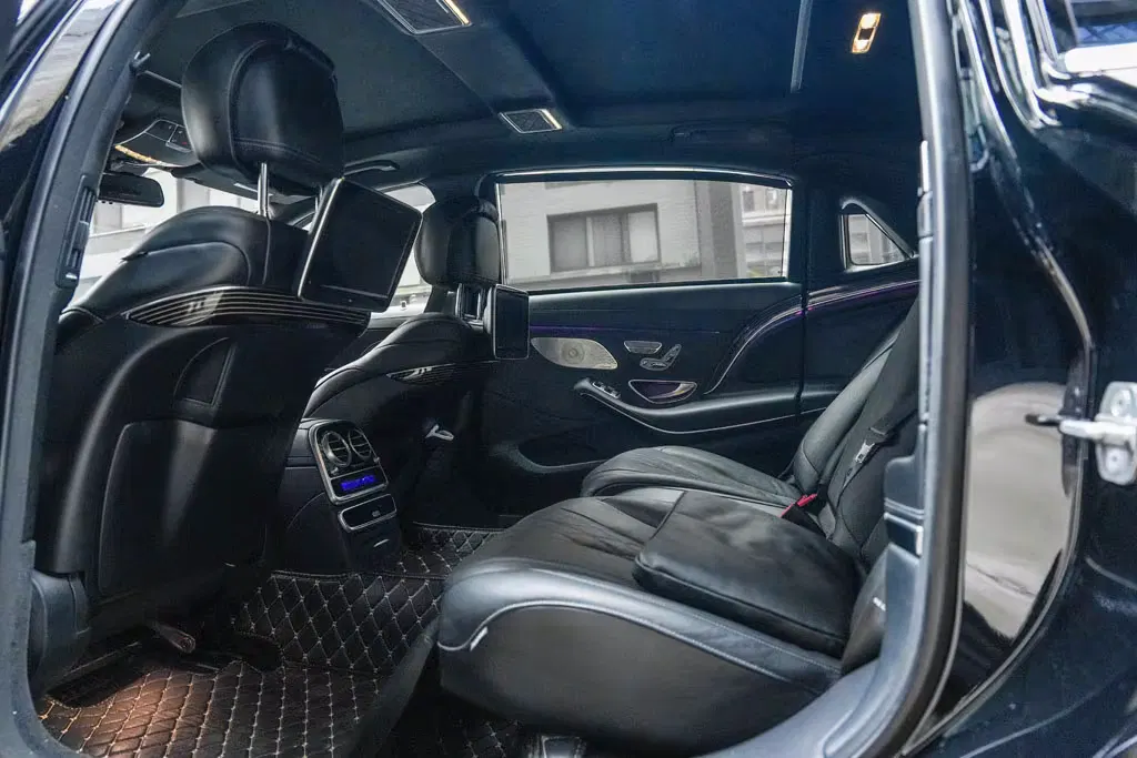 2017 Mercedes-Benz Maybach S550 Maybach S550 4MATIC
