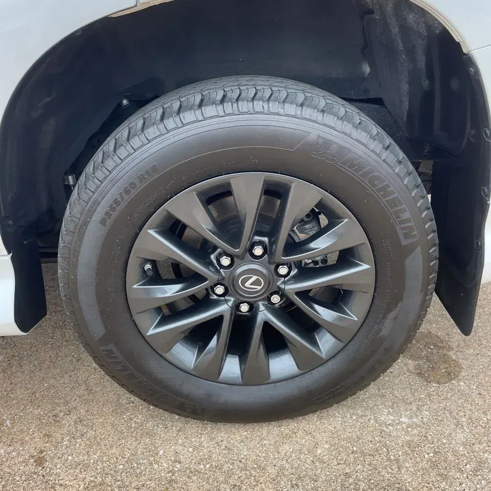2023 Lexus GX 460 Base