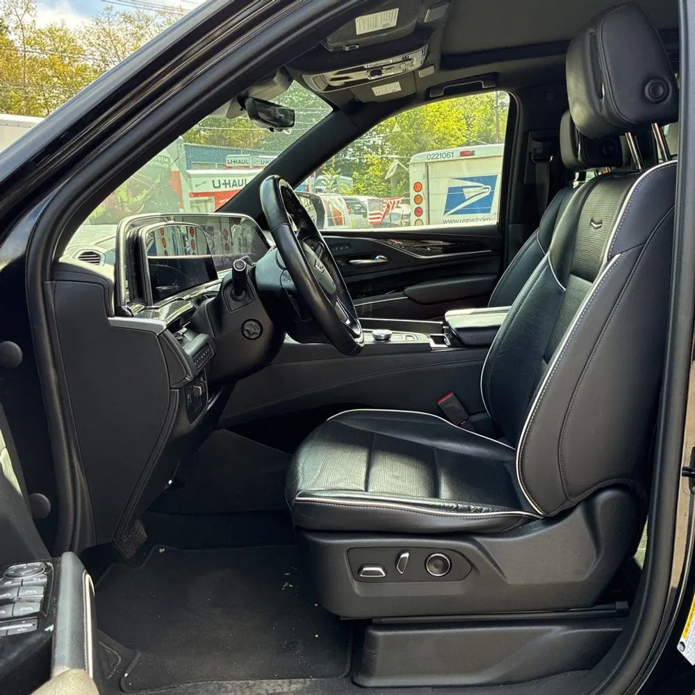 2021 Cadillac Escalade ESV Sport