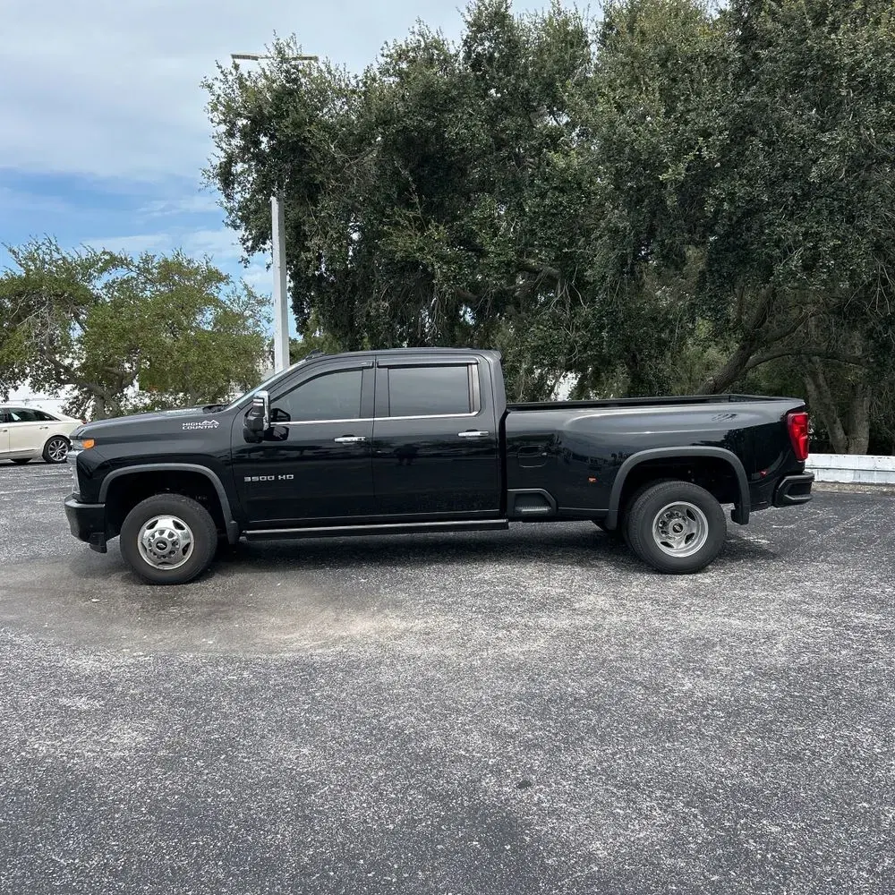 2022 Chevrolet Silverado 3500HD High Country