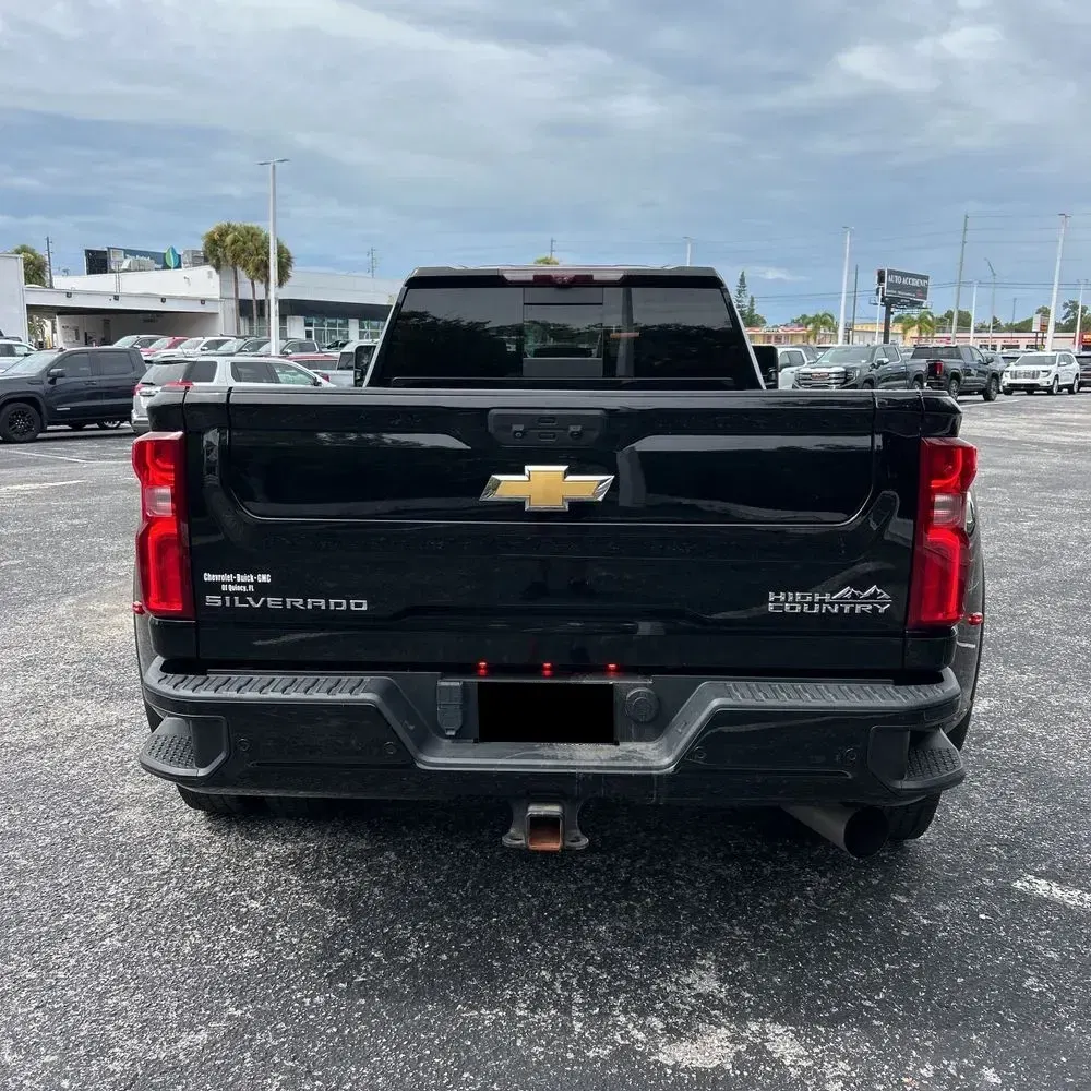 2022 Chevrolet Silverado 3500HD High Country
